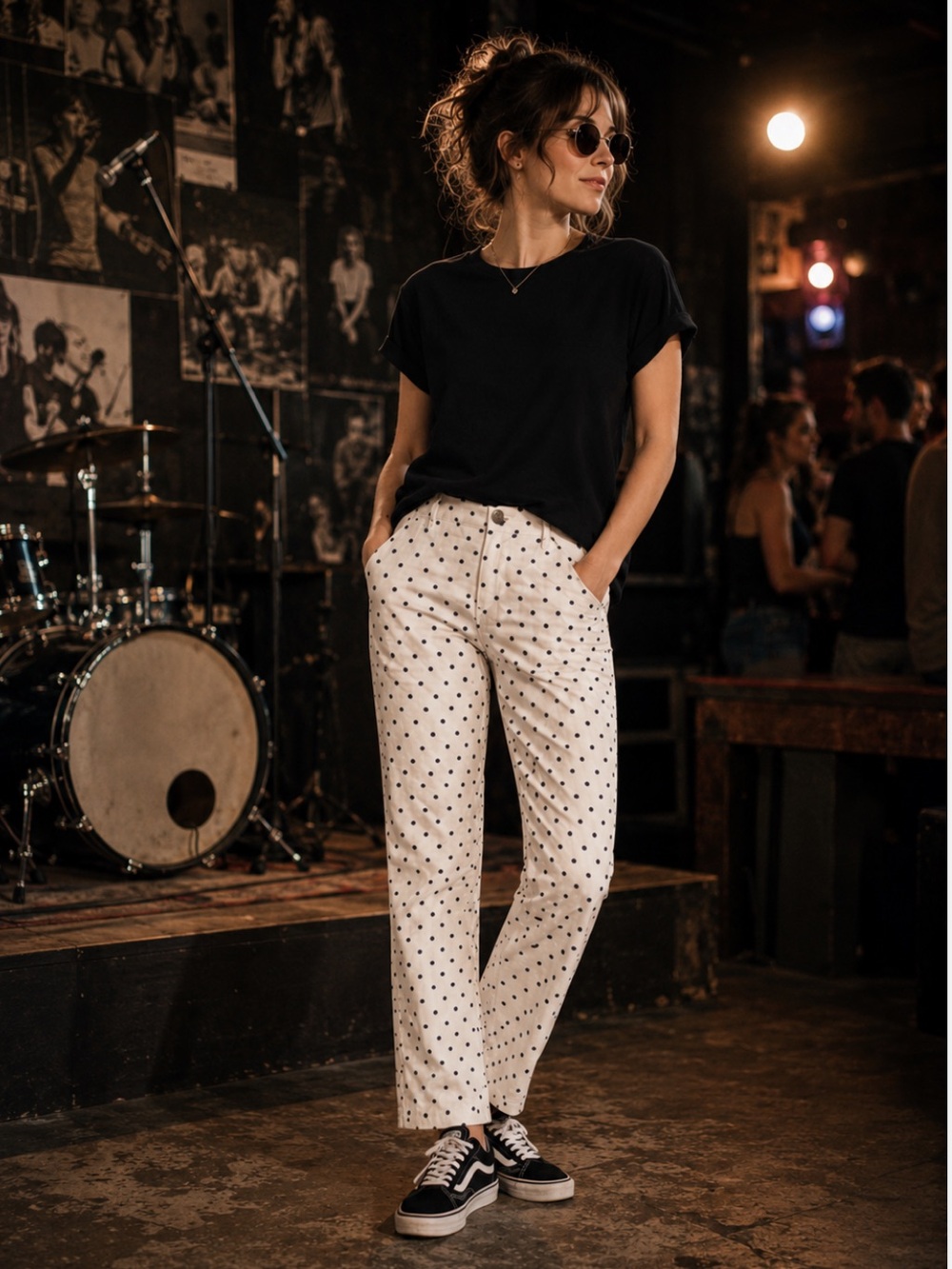 White Navy Polka Dot Pants Size 8 Slim Straight Leg Mid Rise French Chic Cotton
